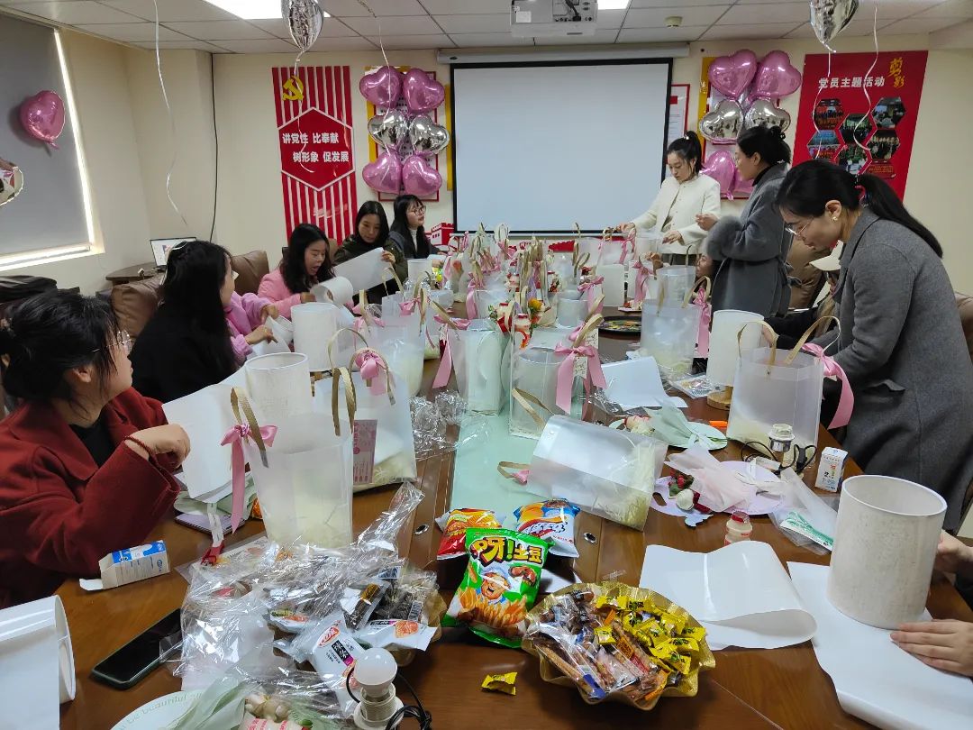 春暖半边天 巾帼绽芳华——康乃馨公司工会开展庆“三八”国际妇女节系列活动